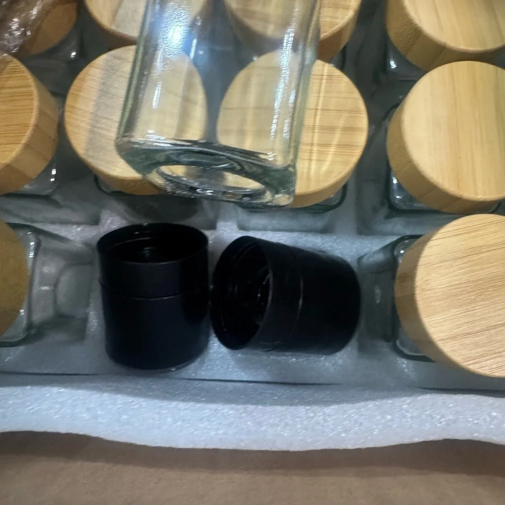 24 pcs Glass Spice Jars with Bamboo Lids, Square Seasoning Containers 4oz